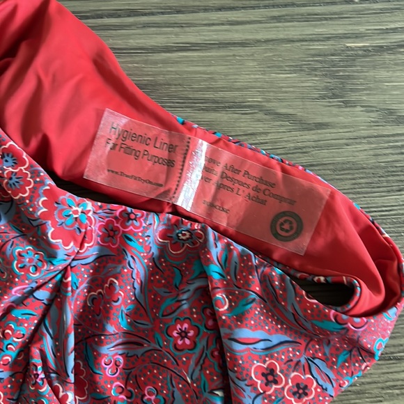 VERONICA BEARD Aniston Cutout One-Piece Swimsuit sz M NWT 278$ - Picture 4 of 5